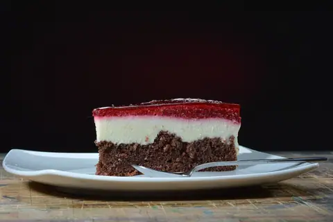 Bakers Dozen Bakery photo 4